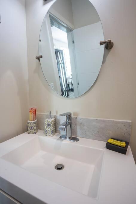 Prime Location - Awesome View -1 Bedroom Apartment San Diego Extérieur photo